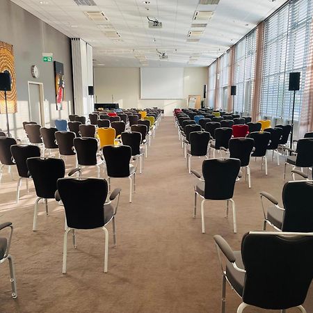 Tulip Inn Hotel Duesseldorf Arena Bagian luar foto