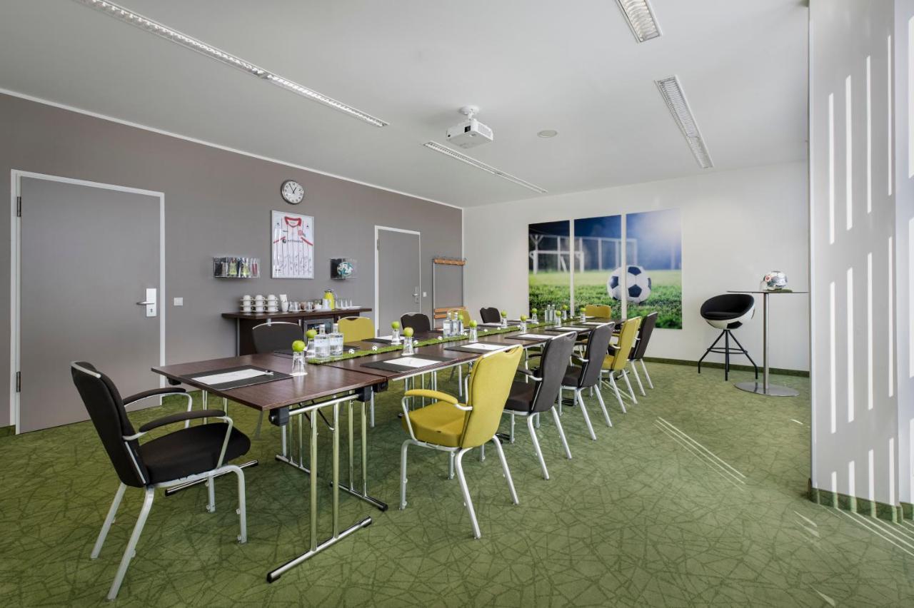 Tulip Inn Hotel Duesseldorf Arena Bagian luar foto