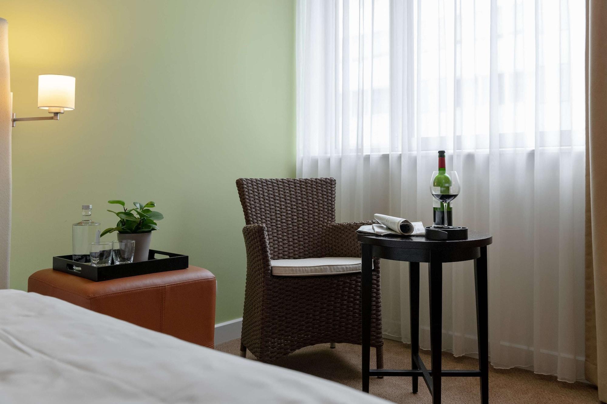 Tulip Inn Hotel Duesseldorf Arena Bagian luar foto
