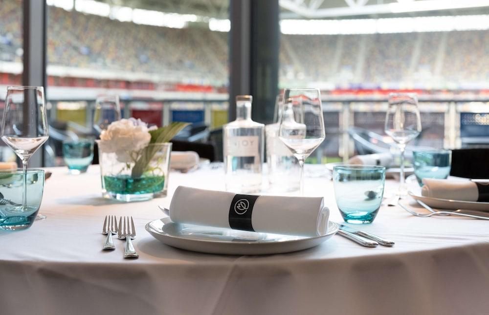 Tulip Inn Hotel Duesseldorf Arena Bagian luar foto