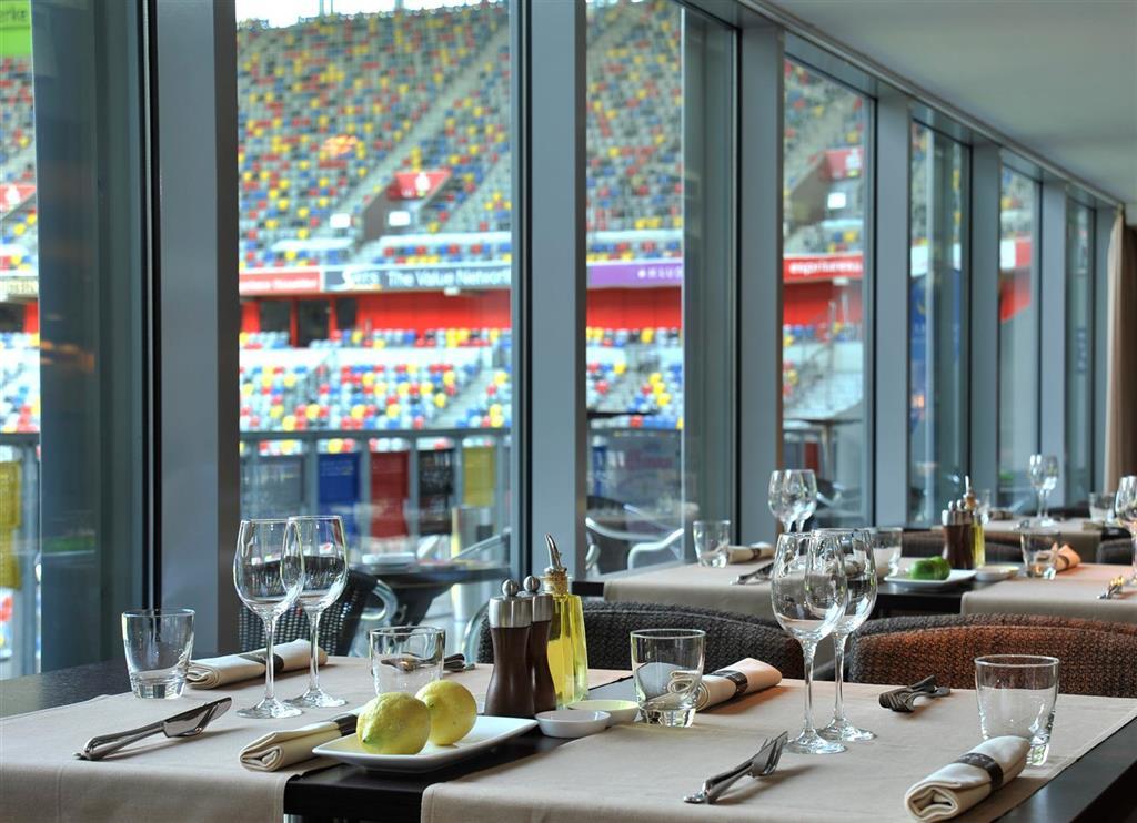 Tulip Inn Hotel Duesseldorf Arena Bagian luar foto