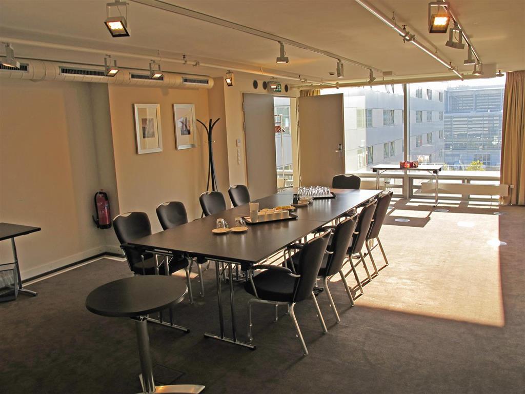 Tulip Inn Hotel Duesseldorf Arena Bagian luar foto